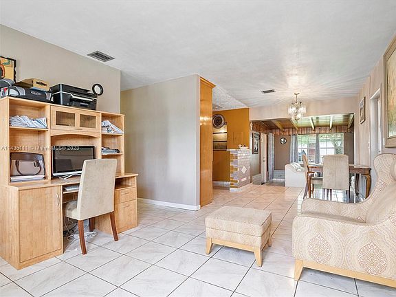 4th image of 2970 NW 176th St