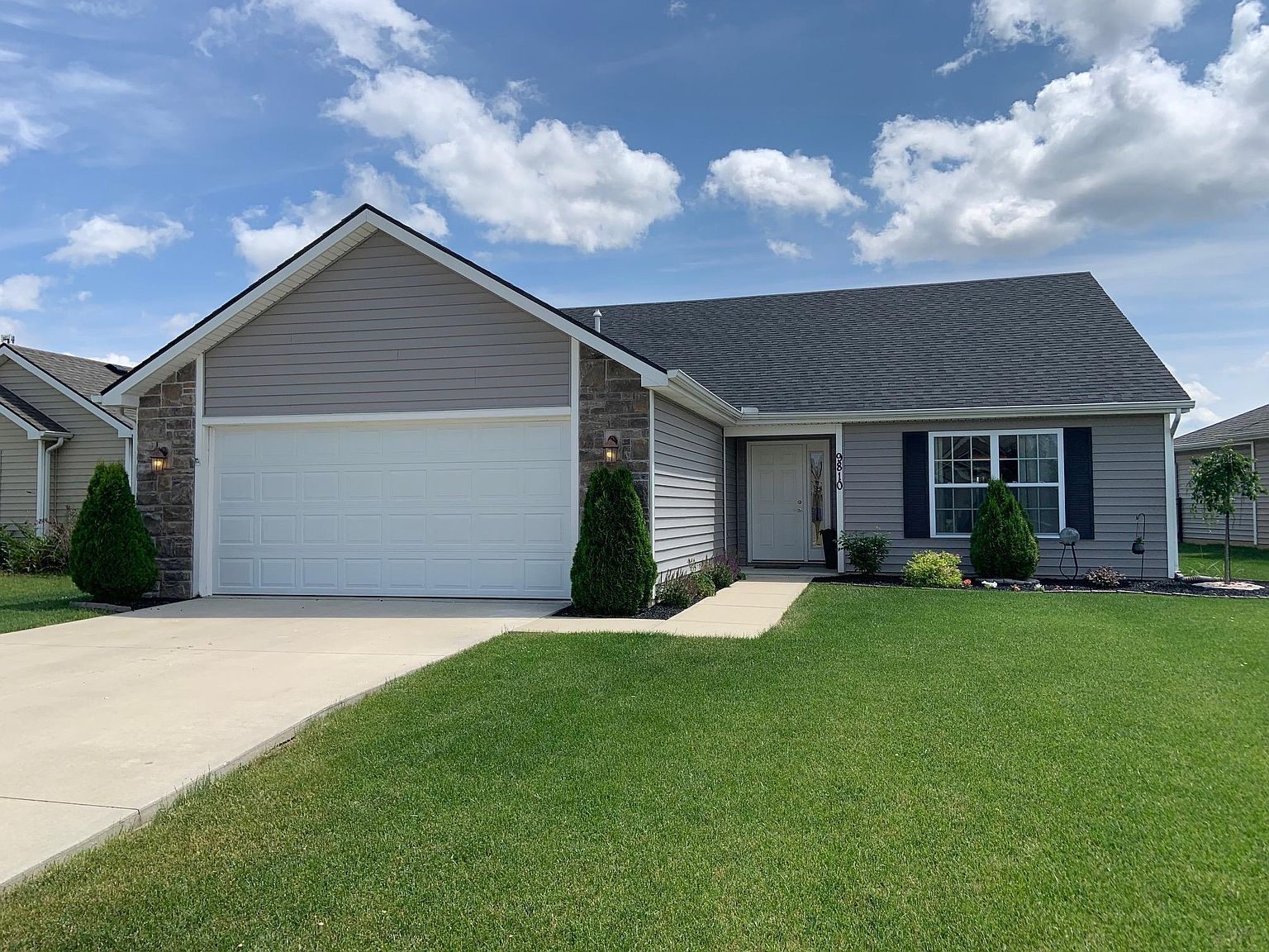 9810 Acacia Psge, Fort Wayne, IN 46835 Zillow