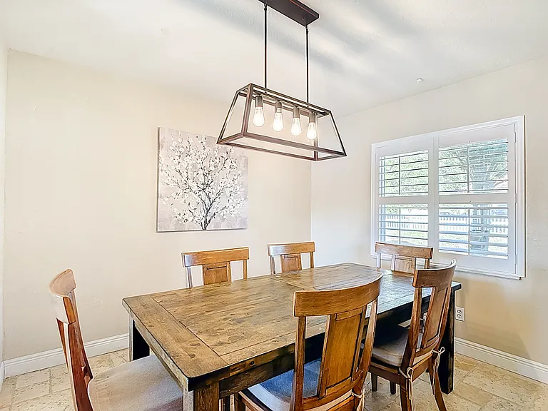 17208 Orangewood Dr — Photo 24