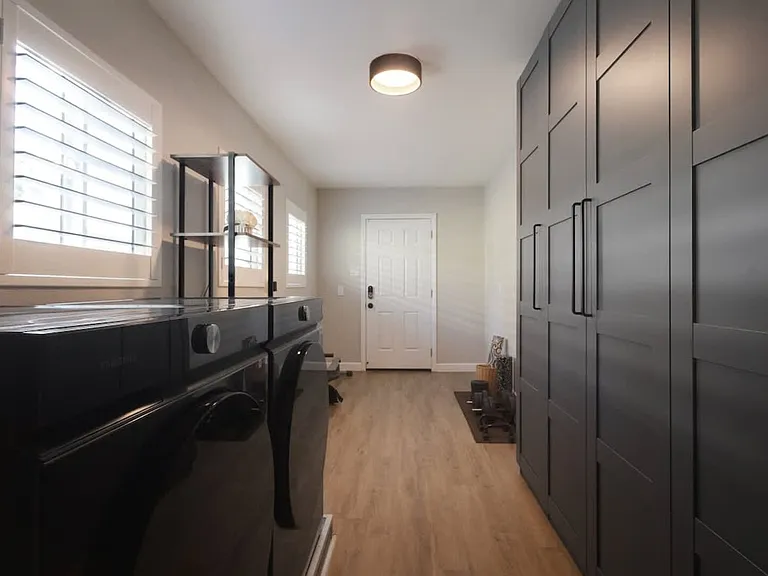 Shepherd Dr — Photo 14