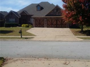 706 SW Sterling Pl, Bentonville, AR 72712