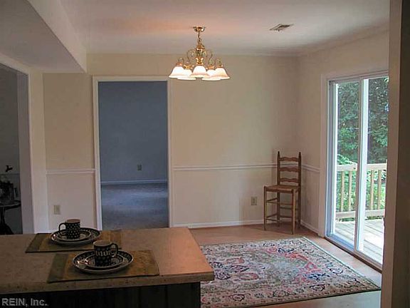 3rd image of 23 Jacobs Ln