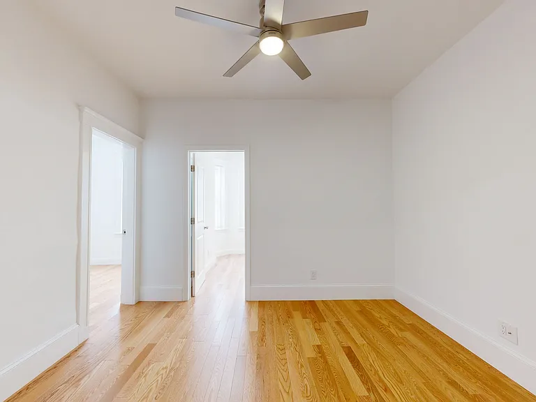 151 Park Dr #5 — Photo 7