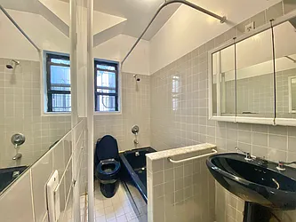 Rented by Living New York