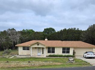 107 Glen Shadows Dr, Kerrville, TX 78028