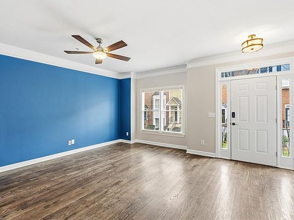 5th image of 260 Manning Rd #155