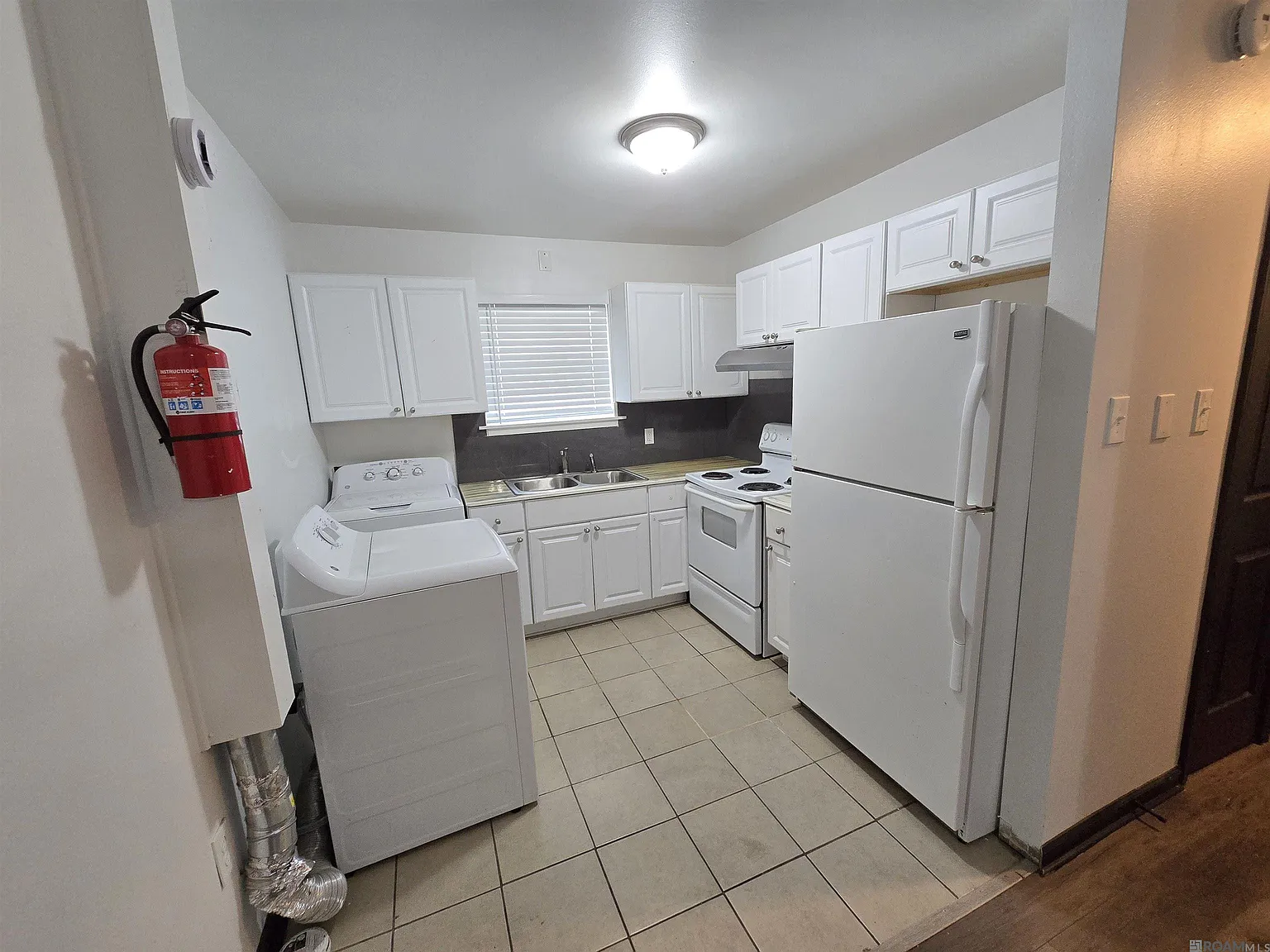 2 bed, 650 sqft, $1,050 — Photo 4