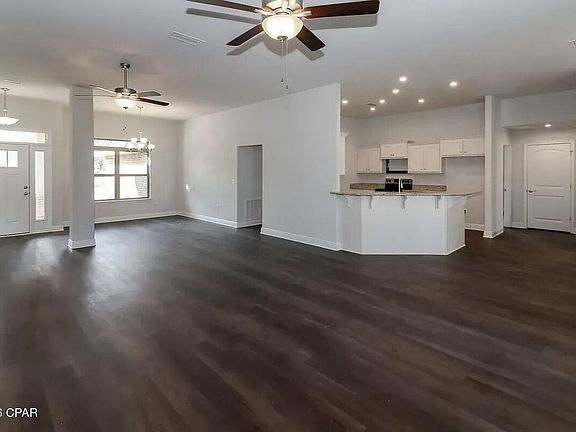 5th image of 4510 Lovegrass Ln