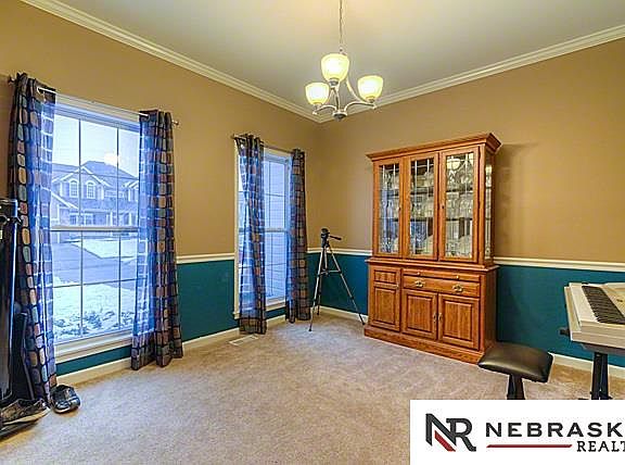 2nd image of 5931 S 175th Avenue Cir