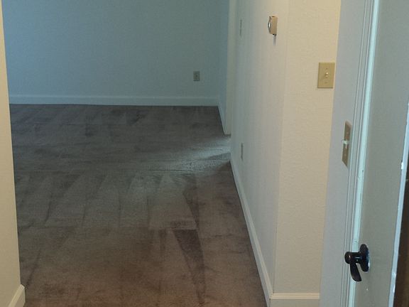 3rd image of 10009 Walnut Dr APT 201