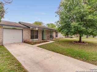 5962 Cliff Bank St, San Antonio, TX 78250
