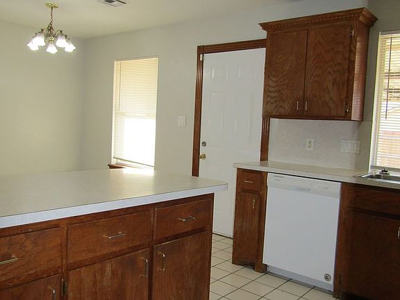 5th image of 4114 SW Rolling Hills Dr