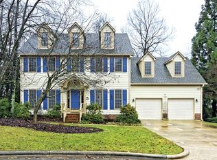 100 E Carnaby Ct, Cary, NC 27513