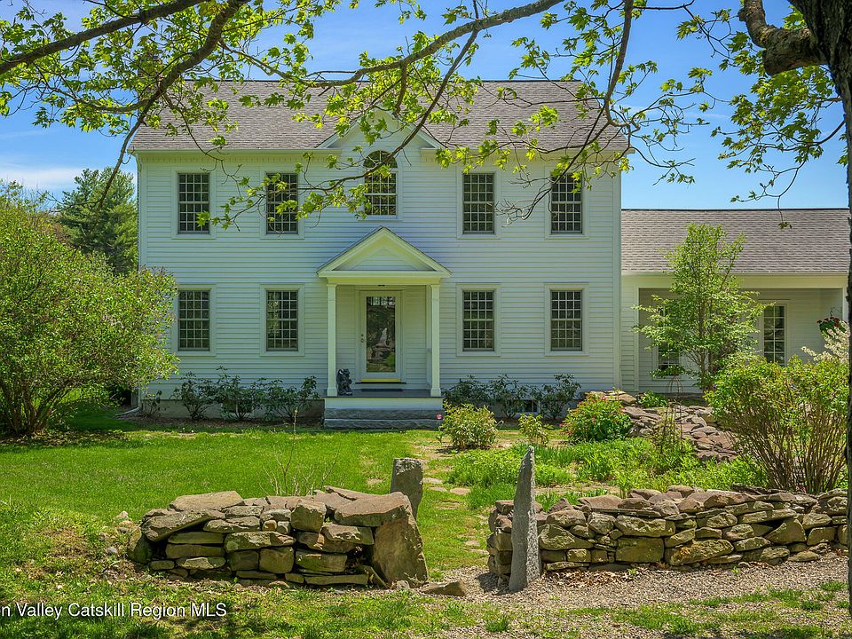 1st image of 160 Beale Road