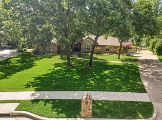 1812 Winding Creek Blvd, Flower Mound, TX 75022