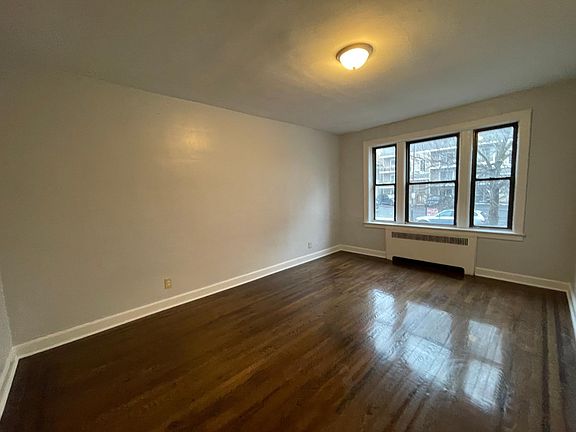 5th image of 62 Kensington Ave APT 104