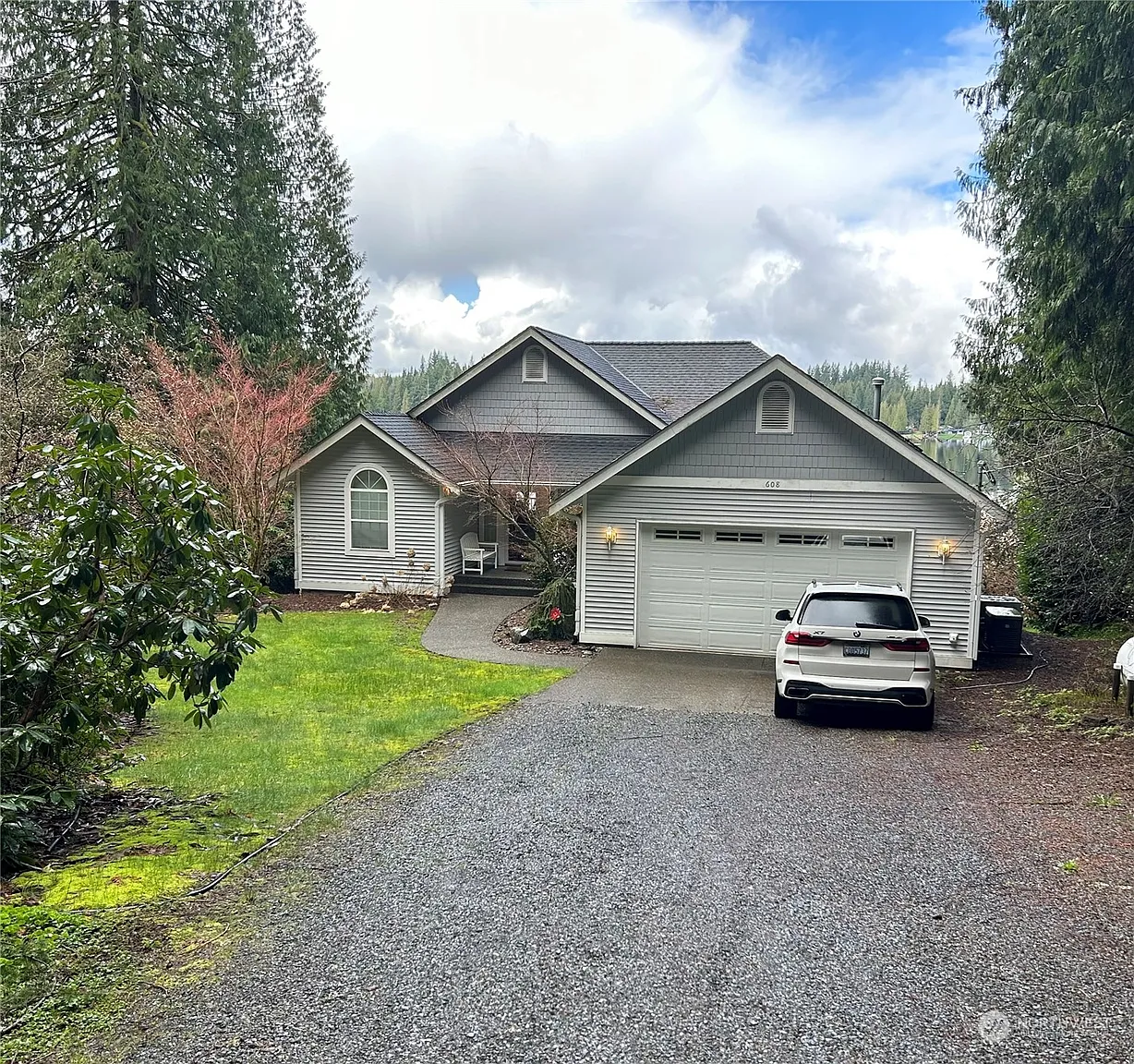 608 S Tulloch Road photo 1