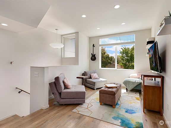 3rd image of 1554 NW 62nd Street