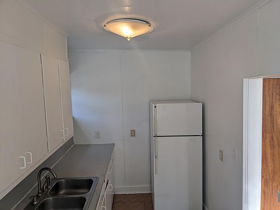 5th image of 22 Terrace St #15733495