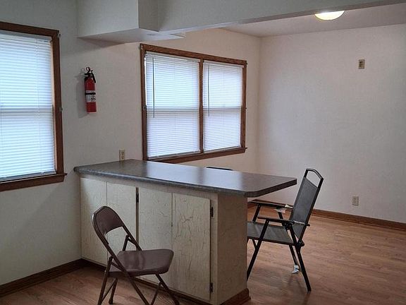 4th image of 3800 Republic AVENUE
