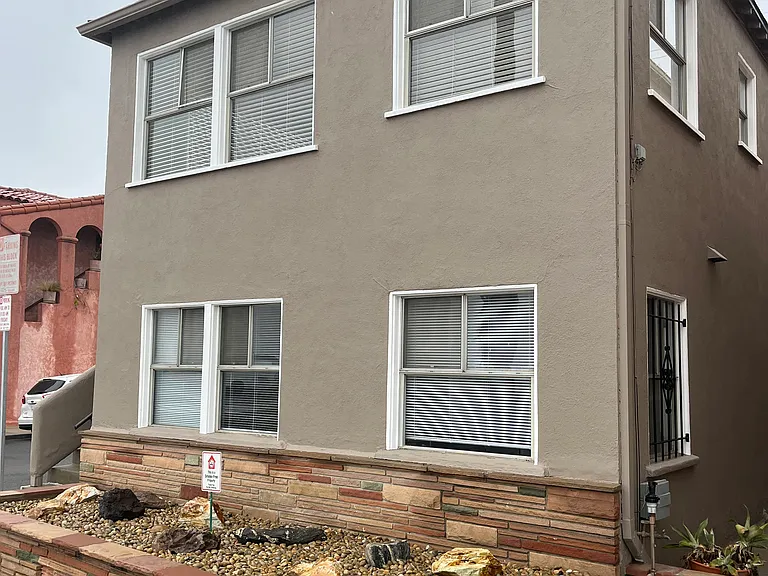 8 Claremont Ave #8 — Photo 7