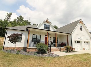 3668 Brody Ln, Ashland, KY 41102