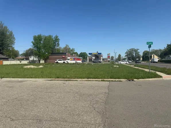1059 Joslyn Ave, Pontiac, MI 48340