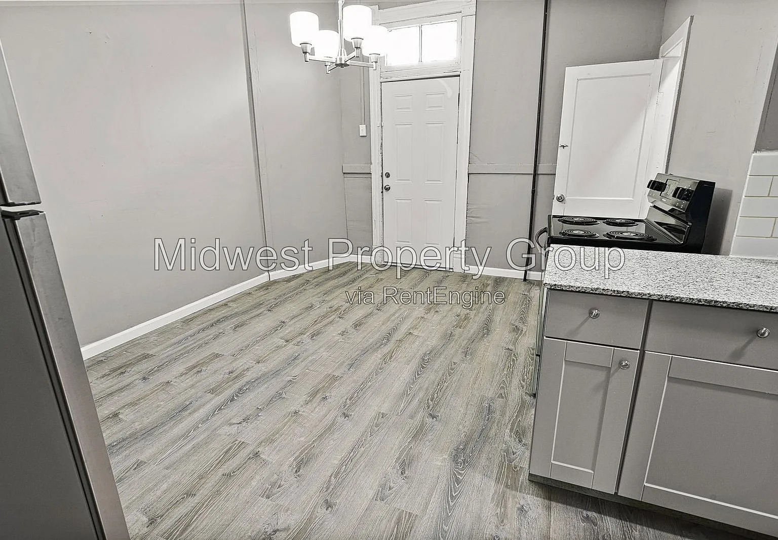 1 bed, 1.0 bath, $920 — Photo 4