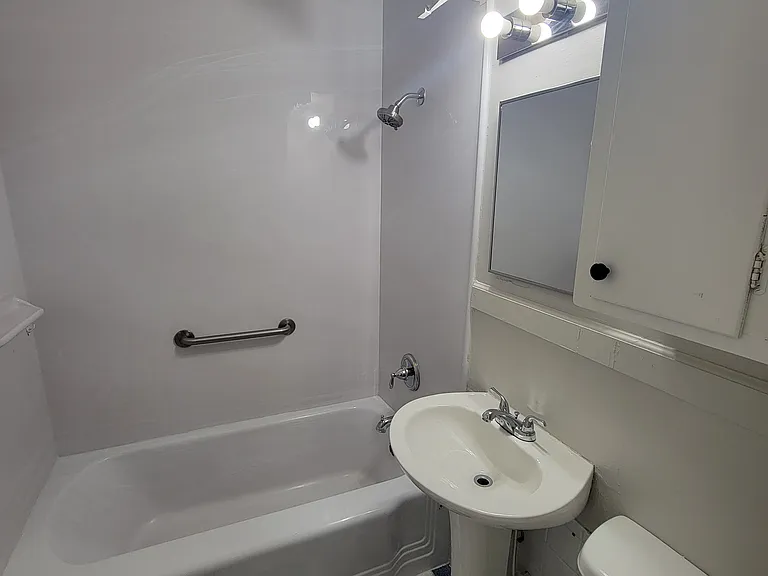 5935 E Bellaire Ave — Photo 9