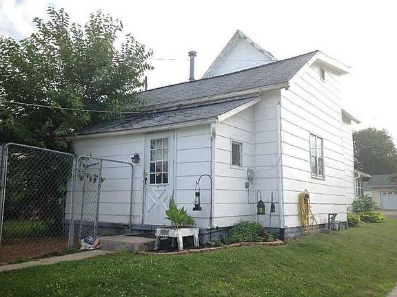 2nd image of 138 Liberty St