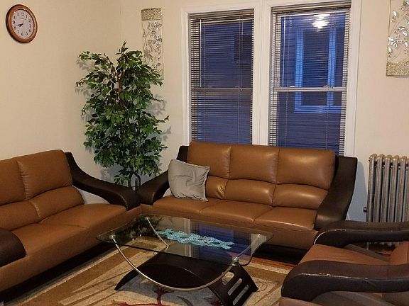 2nd image of 295 Hollywood Ave #1