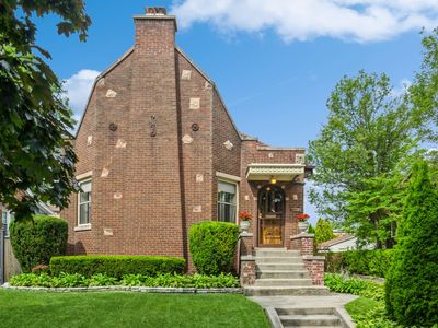 5228 N Laporte Ave, Chicago, IL, 60630