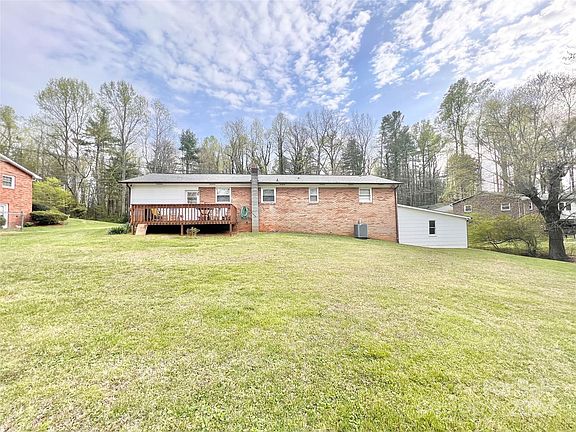 2nd image of 616 Swanson Dr SW