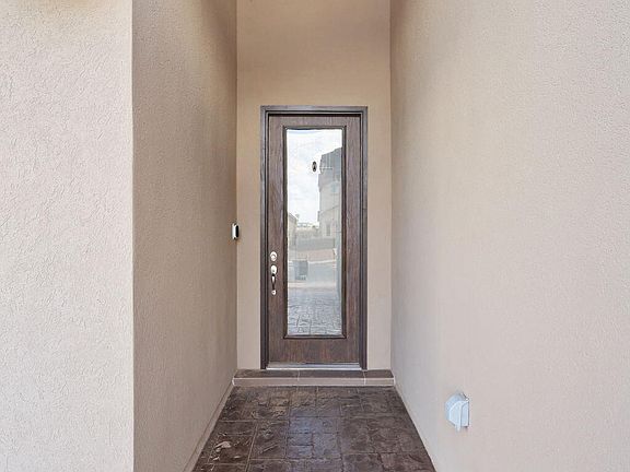 4th image of 14728 Hunters Grove Ave