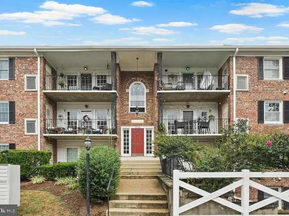 12717 Gordon Blvd APT 120, Woodbridge, VA 22192