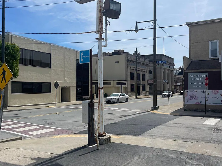 111 Lackawanna Ave #SERVICE STATION — Photo 14
