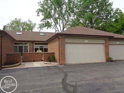 49404 Northwood Ct, Shelby Township, MI, 48315
