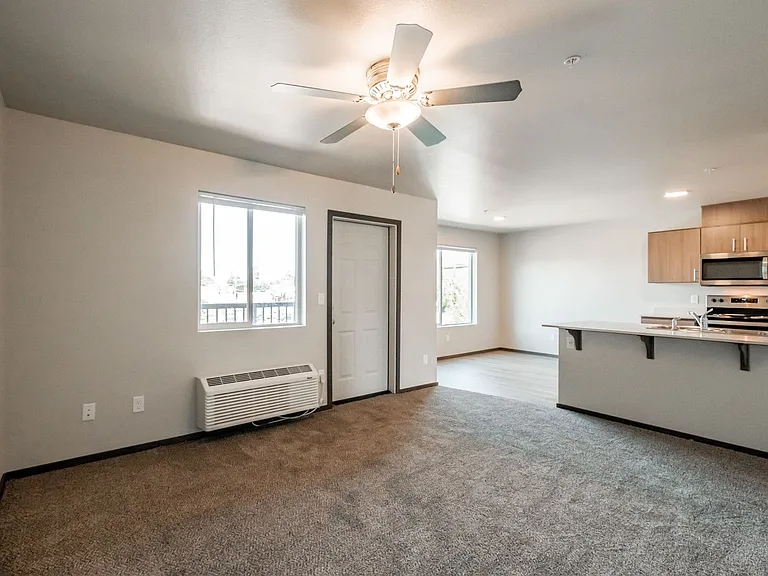 Birch Place Apartments — Photo 49