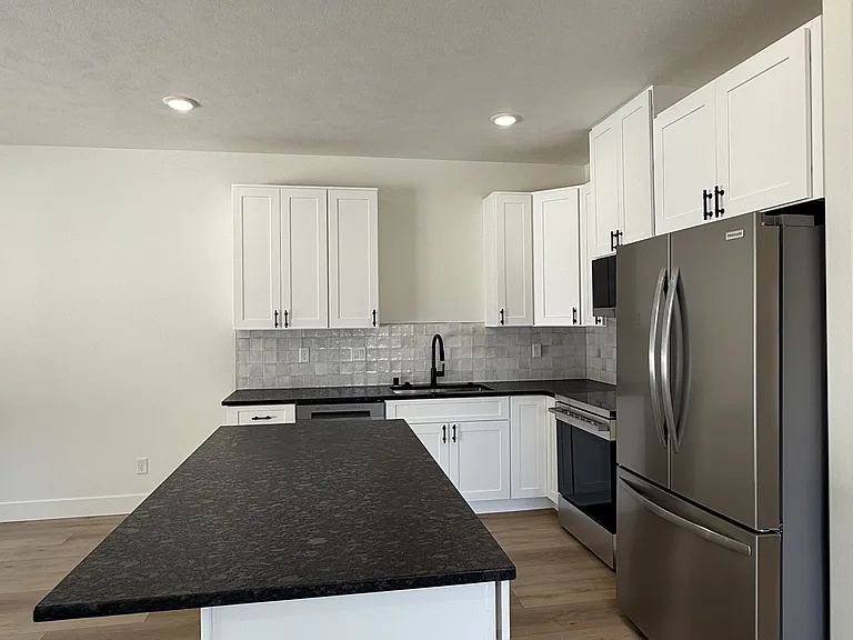 13301 E Alki Ave #1 — Photo 3