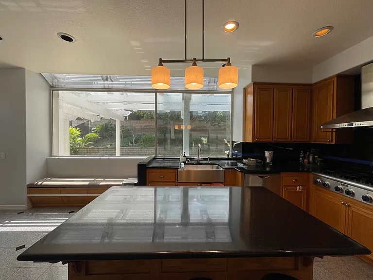 14276 Elmwood Ln — Photo 12