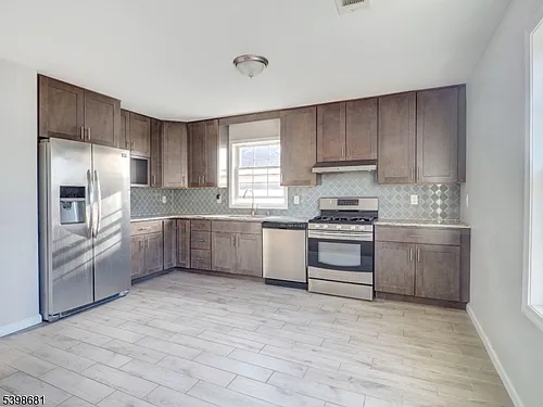521-523 Walnut St #2 Photo 1