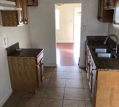 5th image of 1145 W 91st St #3