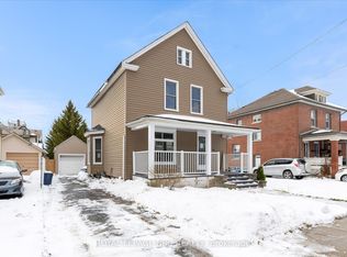 4878 Stamford St, Niagara Falls, ON L2E 1M1