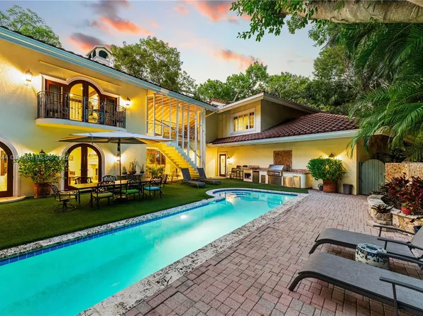 3506 Banyan Cir, Miami, FL 33133