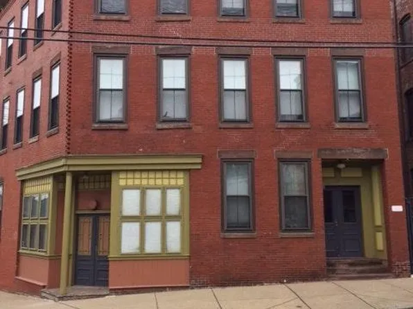 24 Beacon St #3, Chelsea, MA 02150