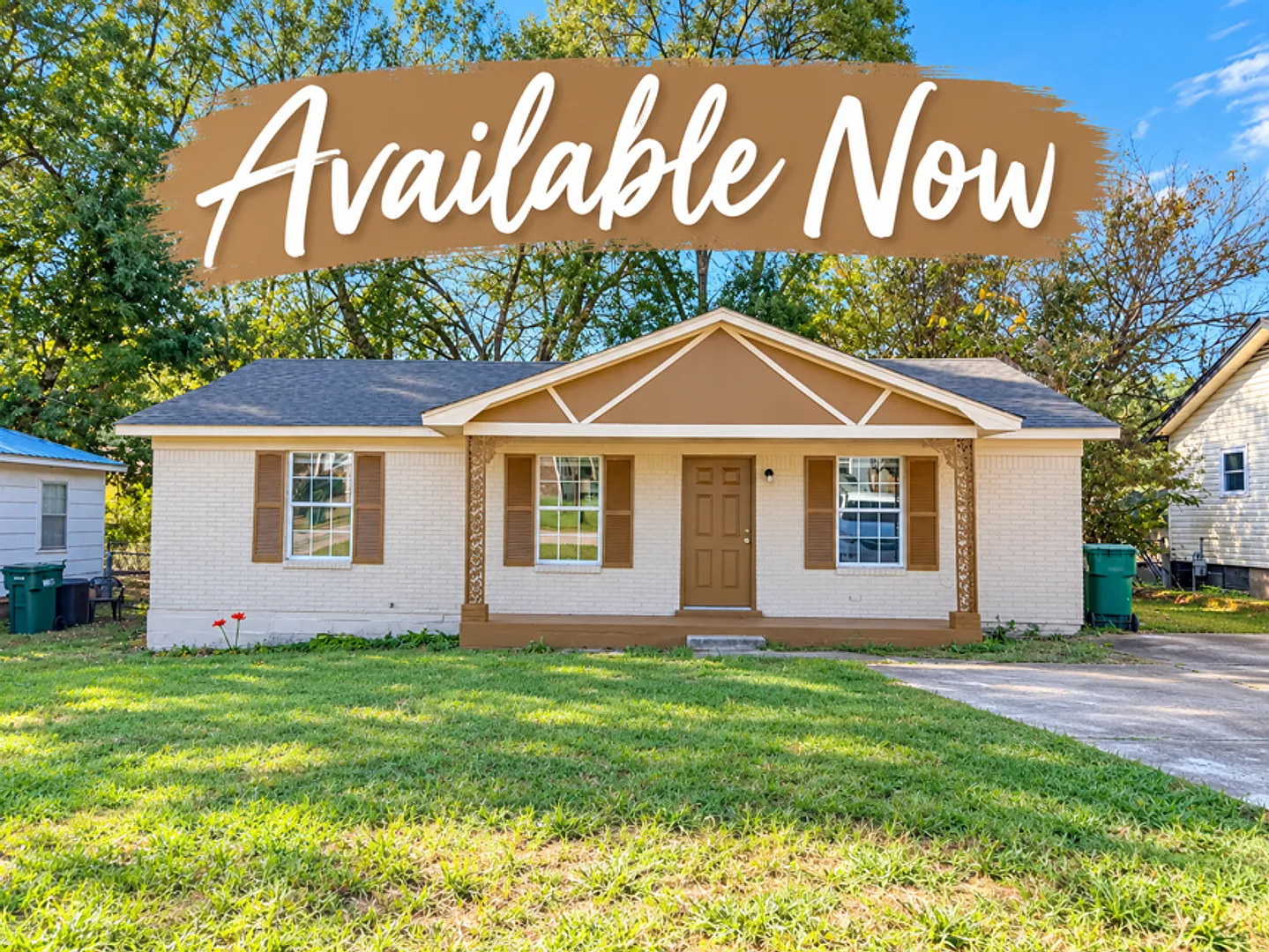 Welcome to this cozy, well-maintained single-family home located in a quiet Jackson neighborhood. — Photo 1