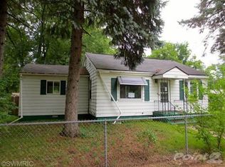 1123 Ferry St, Niles, MI 49120