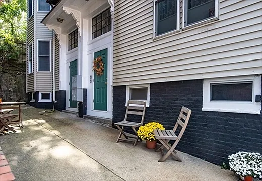 254 Medford St #4 — Photo 10