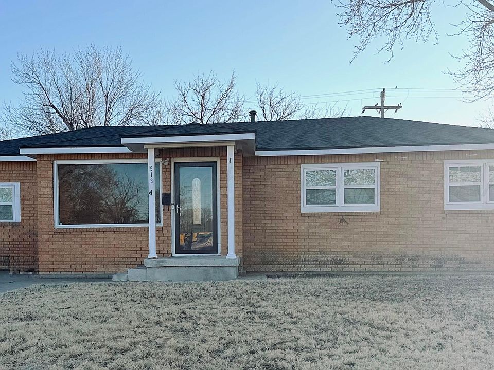 1st image of 913 E 8th St