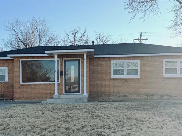 913 E 8th St, Dumas, TX 79029